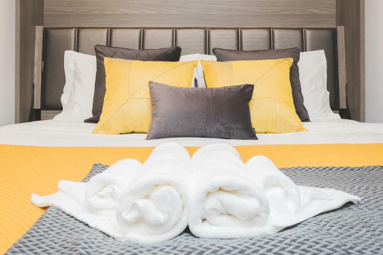Sukhumvit Asok Modern Suite Bangkok Extérieur photo