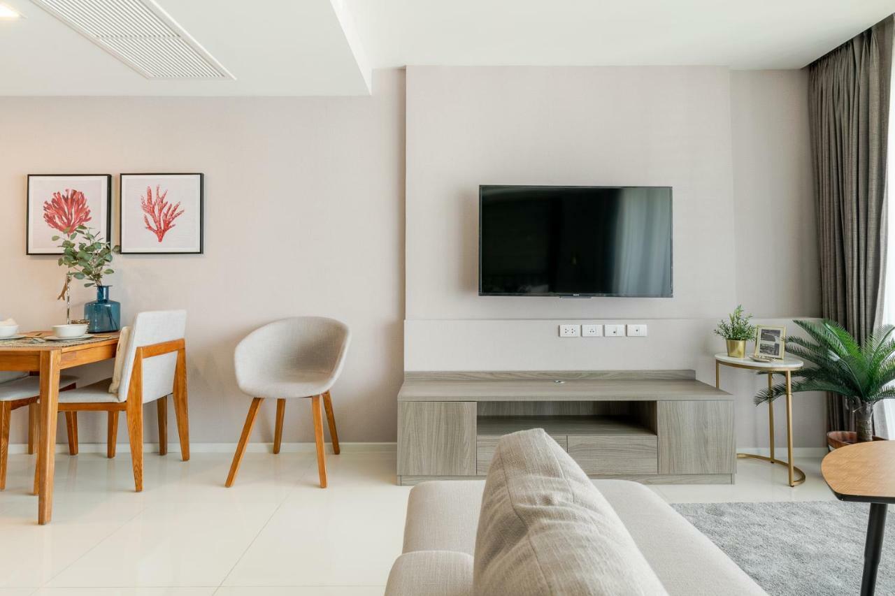 Sukhumvit Asok Modern Suite Bangkok Extérieur photo
