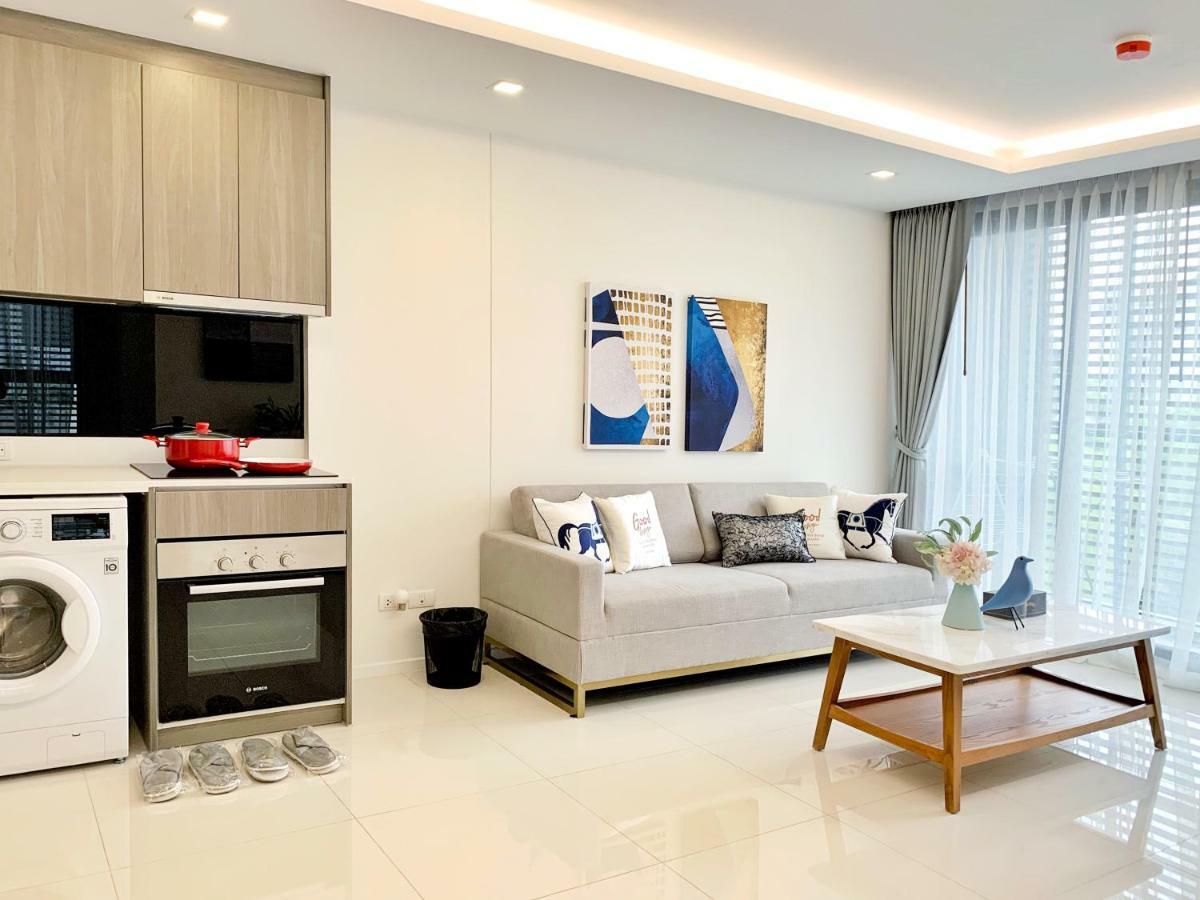 Sukhumvit Asok Modern Suite Bangkok Extérieur photo