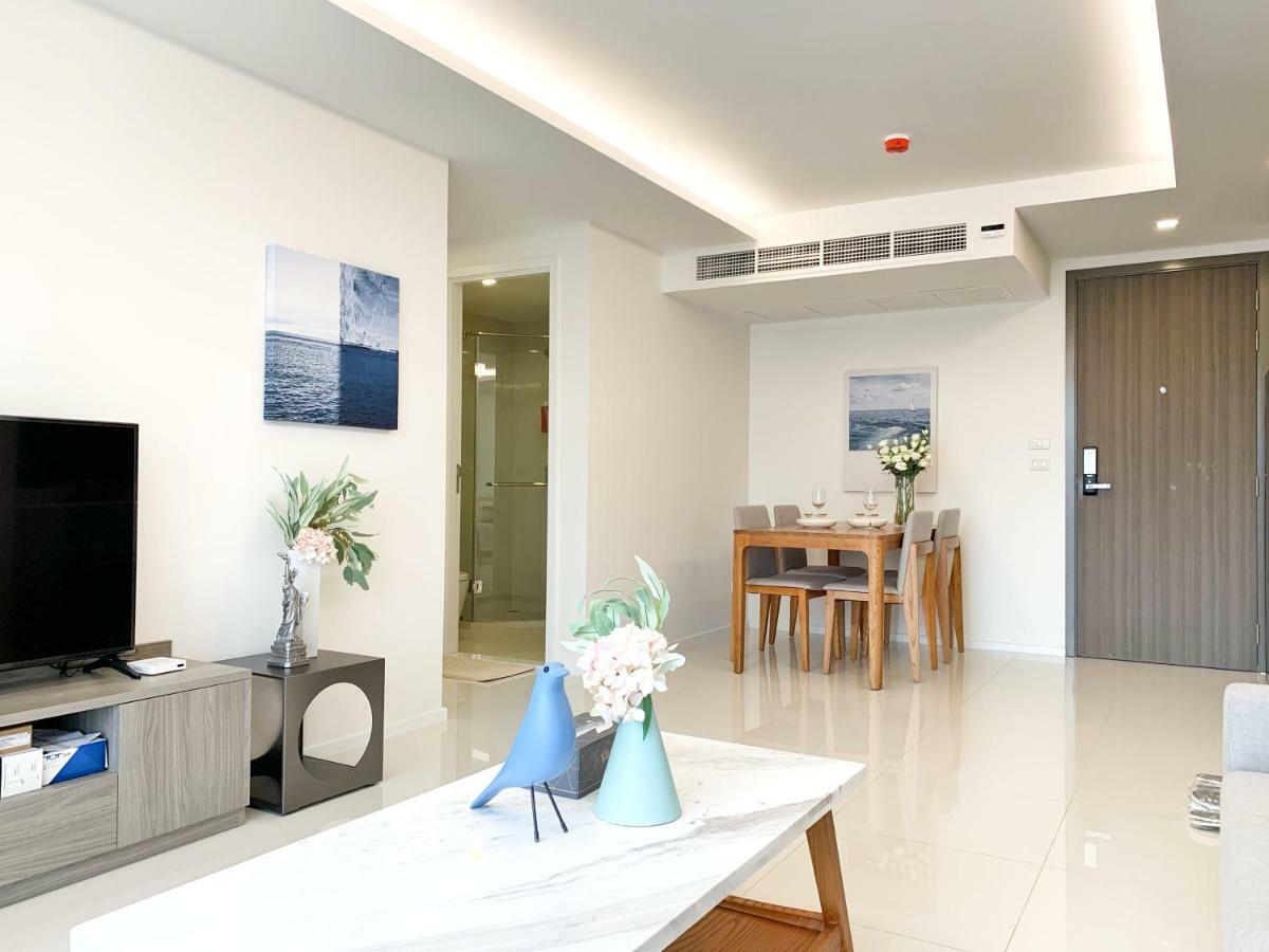 Sukhumvit Asok Modern Suite Bangkok Extérieur photo