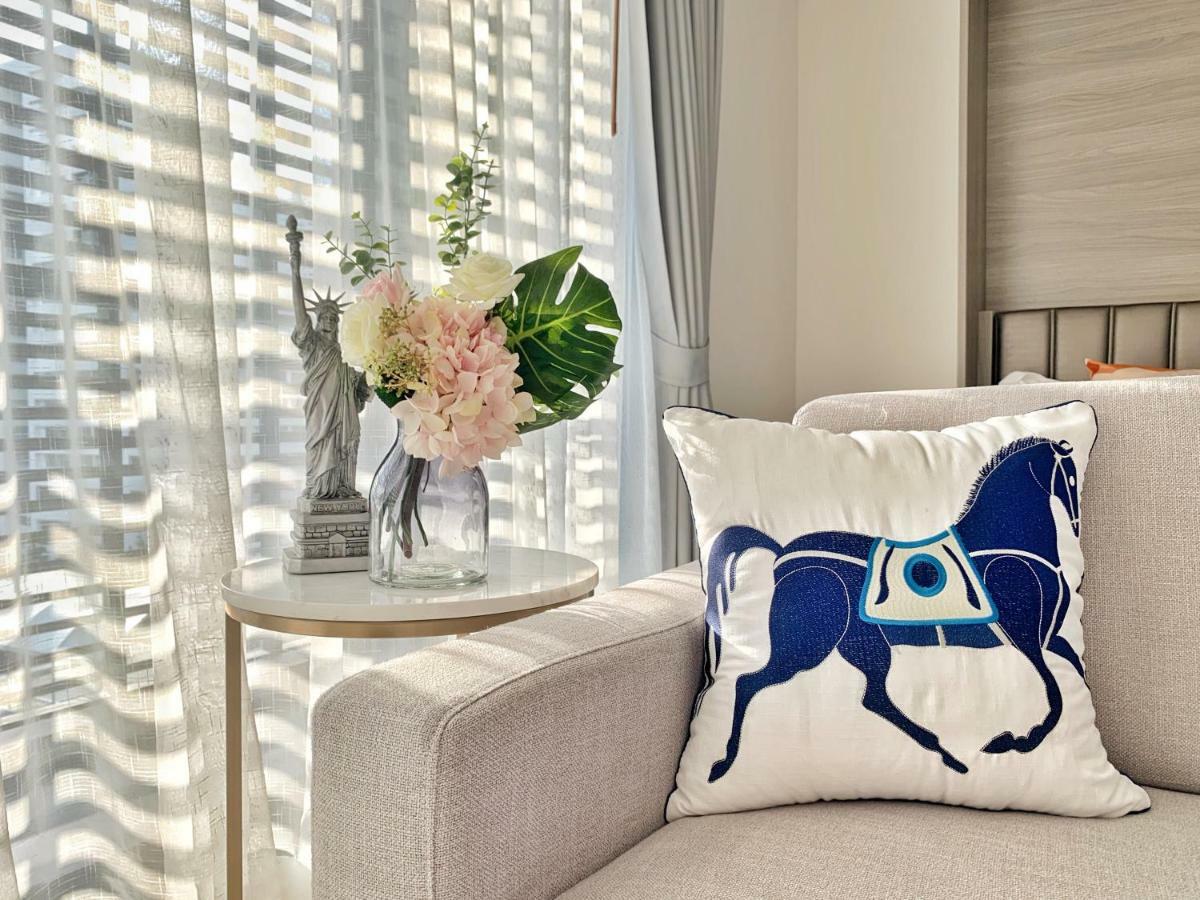 Sukhumvit Asok Modern Suite Bangkok Extérieur photo